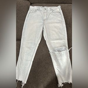 American eagle mom jeans